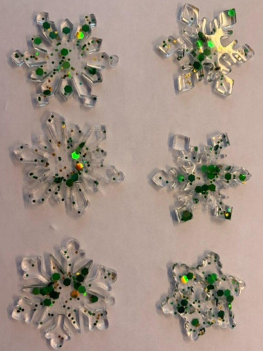 Handcrafted Resin Snowflake Ornaments – Set of 6 (Clear with Green & Gold Glitte